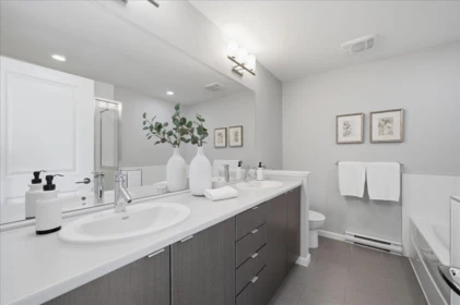 Guest Bathroom Photo of 6891 195a Street, Surrey, BC