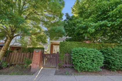 Outdoor Patio Photo of 6891 195a Street, Surrey, BC