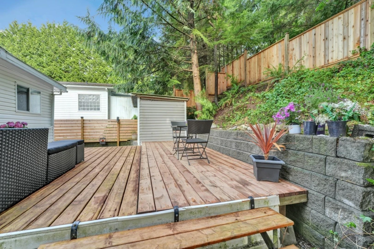 Dining Area Photo of 50 3295 Sunnyside Road, Anmore, BC
