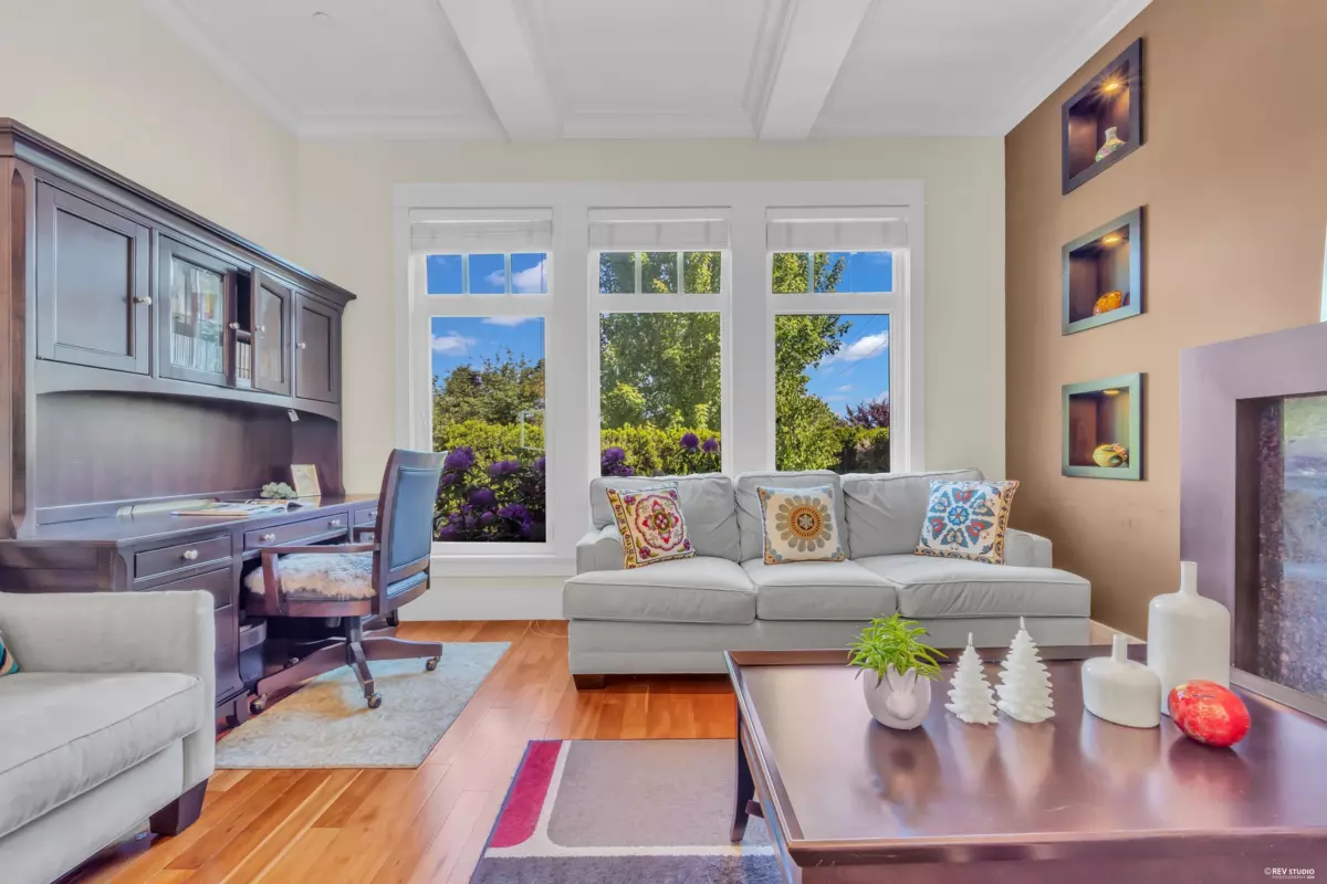 Living Room Photo of 3618 W 24th Avenue, Vancouver, BC