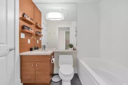 Mudroom Photo of 3618 W 24th Avenue, Vancouver, BC