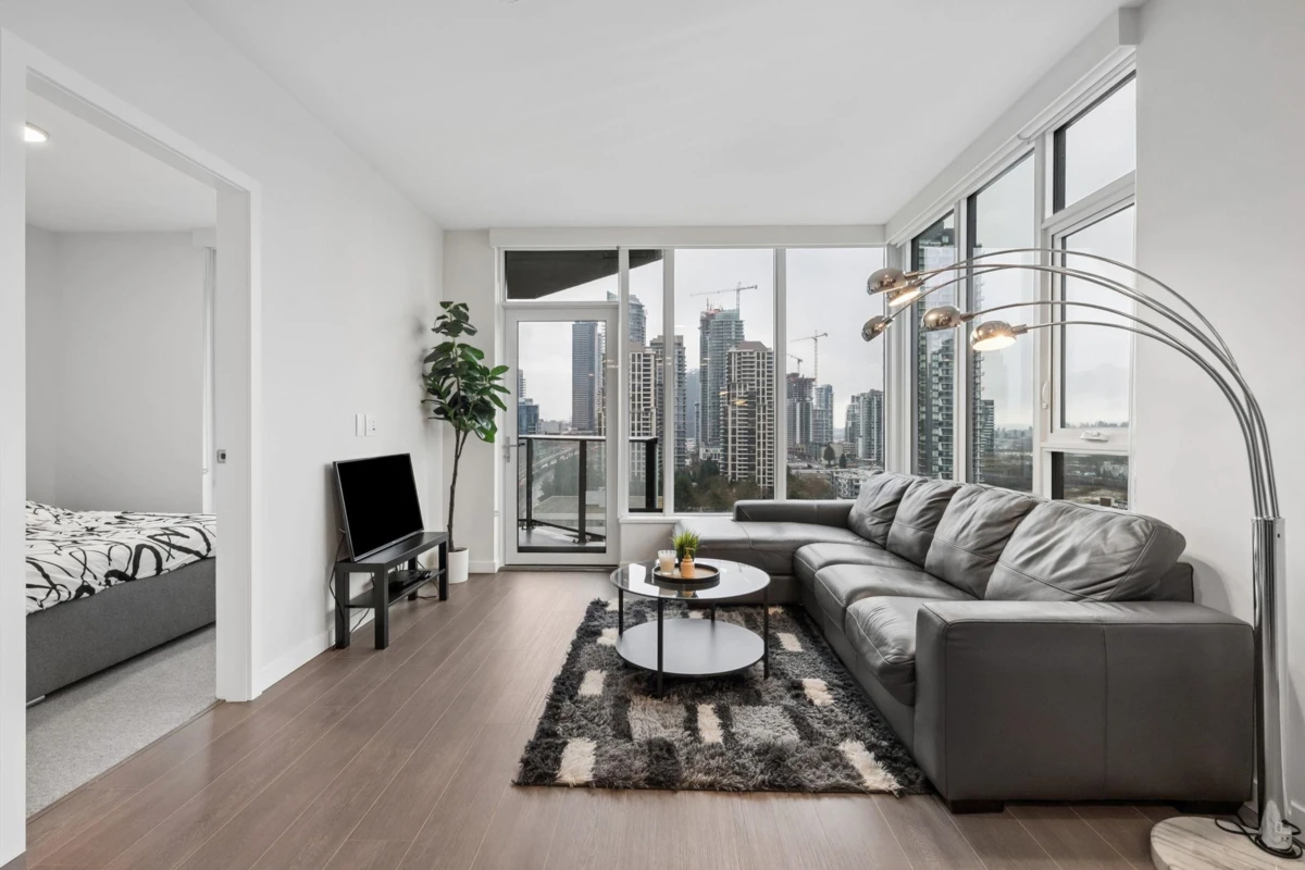 Family Room Photo of 1410 4168 Lougheed Highway, Burnaby, BC
