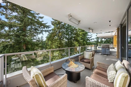 Outdoor Patio Photo of 807 1501 Vidal Street, White Rock, BC