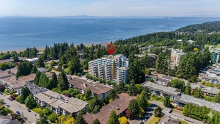 Fitness Center Photo Near 603 1501 Vidal Street, White Rock, BC