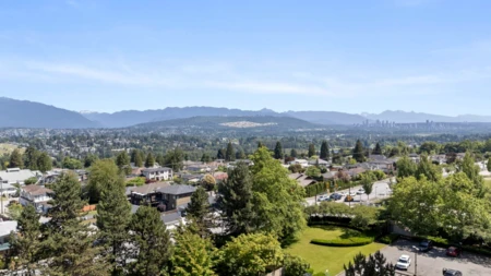 Community Amenities Photo (Clubhouse) of 403 6070 Mcmurray Avenue, Burnaby, BC