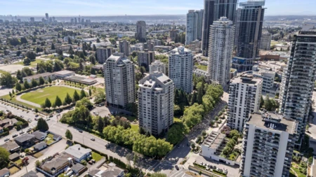 Hot Tub / Spa Photo of 403 6070 Mcmurray Avenue, Burnaby, BC