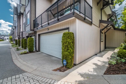 47 6895 188 Street, Surrey, BC, Surrey — Townhouse for sale