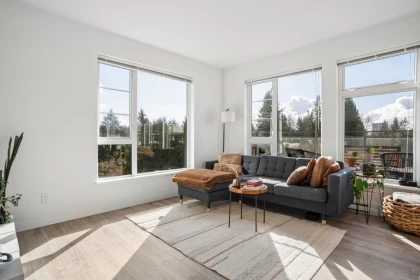 Breakfast Nook Photo of 504 516 Foster Avenue, Coquitlam, BC