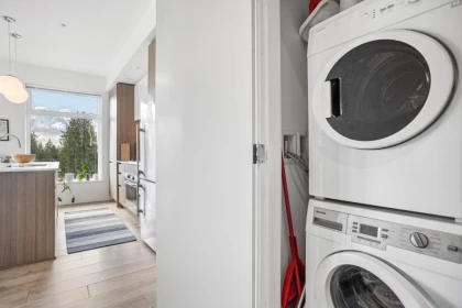 Mudroom Photo of 504 516 Foster Avenue, Coquitlam, BC