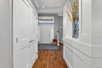 Basement Recreation Room Photo of 16748 109 Avenue, Surrey, BC