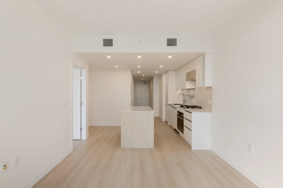 Family Room Photo of 2702 13573 98a Avenue, Surrey, BC