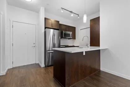 Kitchen Photo of 407 2855 156 Street, Surrey, BC