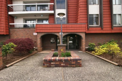 205 9080 Mary Street, Chilliwack, BC, Chilliwack — Apartment/Condo for sale