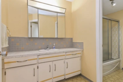 Powder Room Photo of 205 9080 Mary Street, Chilliwack, BC