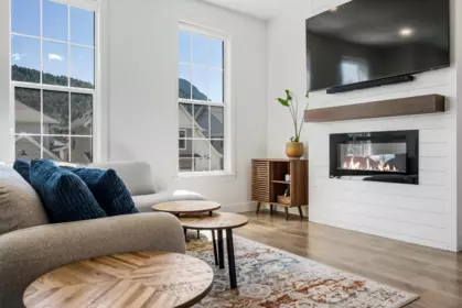 Basement Recreation Room Photo of 44465 Freshwater Drive, Chilliwack, BC