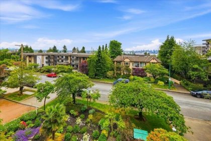 Office / Den Photo of 102 123 E Keith Road, North Vancouver, BC