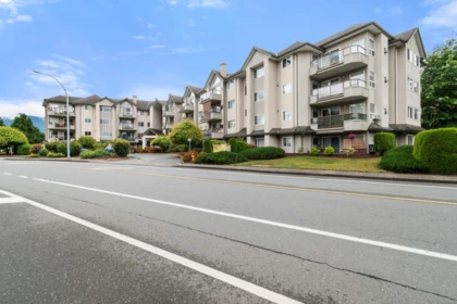 206 45520 Knight Road, Chilliwack, BC, Chilliwack — Apartment/Condo for sale