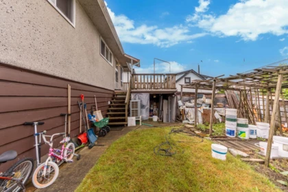 Garage Interior Photo of 3185 E 16th Avenue, Vancouver, BC