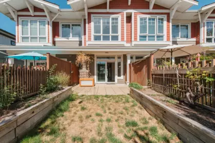 5972 Oldmill Lane, Sechelt, BC, Sechelt — Townhouse for sale