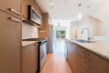 5972 Oldmill Lane, Sechelt, BC, Sechelt — Townhouse for sale