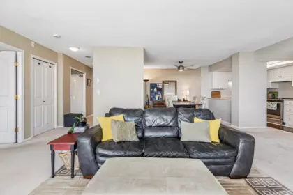 1604 739 Princess Street, New Westminster, BC, New Westminster — Apartment/Condo for sale