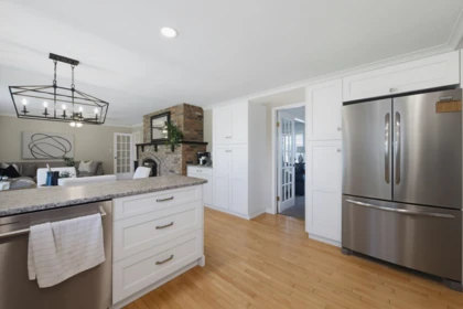 5631 E Sunrise Crescent, Surrey, BC, Surrey — Single Family Residence for sale