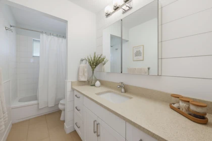 Laundry Room Photo of 5631 E Sunrise Crescent, Surrey, BC