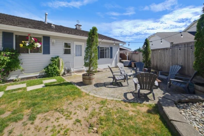 Swimming Pool Photo of 5631 E Sunrise Crescent, Surrey, BC