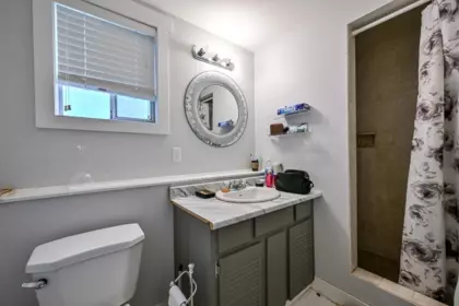 Hot Tub / Spa Photo of 34487 Pearl Avenue, Abbotsford, BC