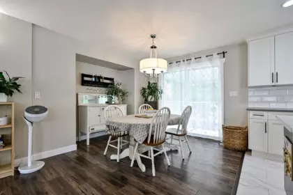 Powder Room Photo of 34487 Pearl Avenue, Abbotsford, BC