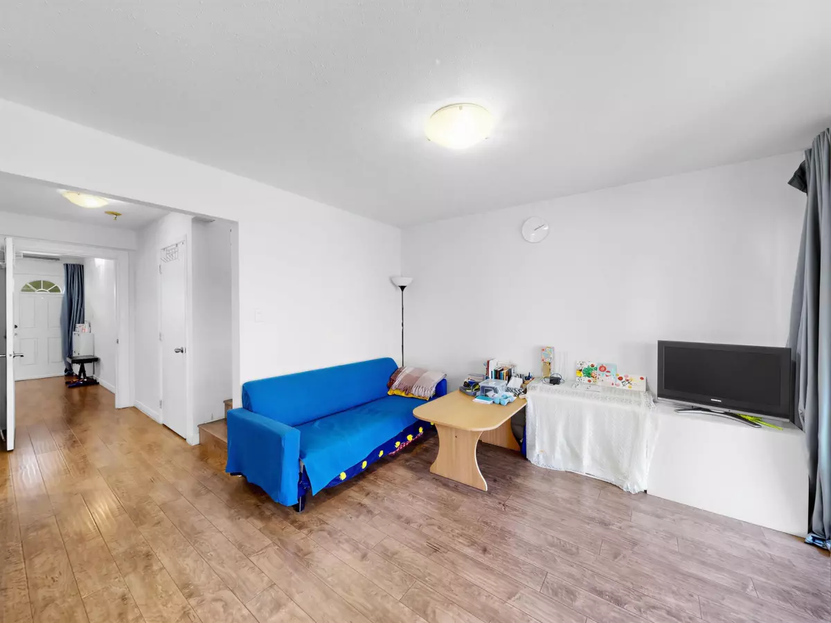 Family Room Photo of 7900 Frobisher Drive, Richmond, BC