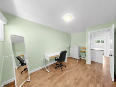 Hallway Photo of 7900 Frobisher Drive, Richmond, BC
