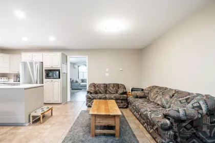 Breakfast Nook Photo of 23368 124 Avenue, Maple Ridge, BC