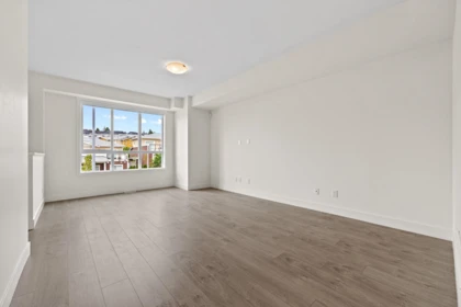 Breakfast Nook Photo of 16 16560 17a Avenue, Surrey, BC