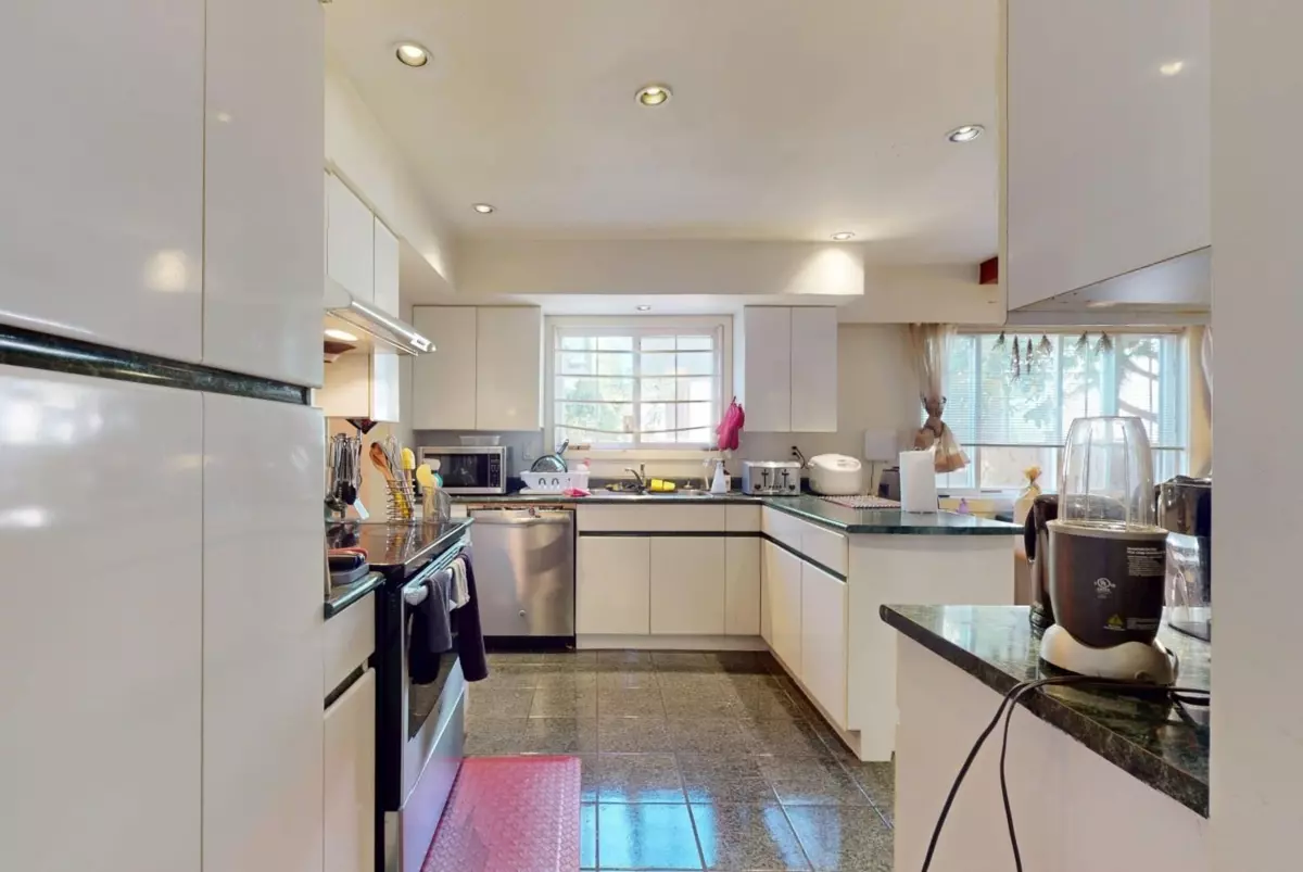 Dining Area Photo of 4425 Hudson Street, Vancouver, BC