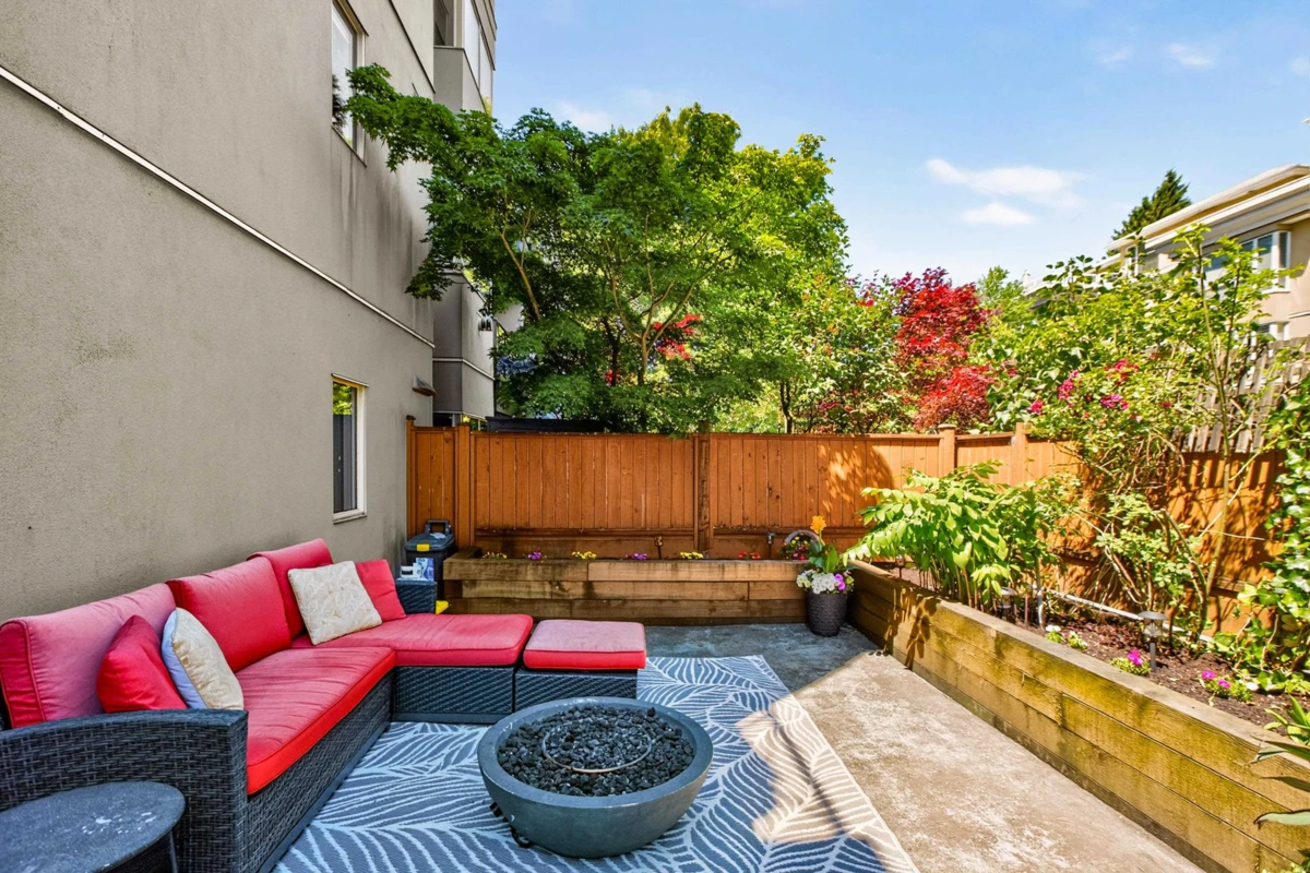 Family Room Photo of 105 2345 Central Avenue, Port Coquitlam, BC