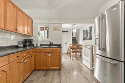 Kitchen Island Photo of 325 Hudson Bay Street, Hope, BC