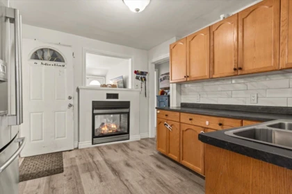 Kitchen Photo of 325 Hudson Bay Street, Hope, BC