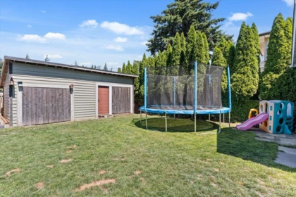 Mudroom Photo of 325 Hudson Bay Street, Hope, BC