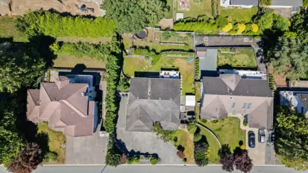 Community Amenities Photo (Clubhouse) of 47465 Swallow Crescent, Chilliwack, BC