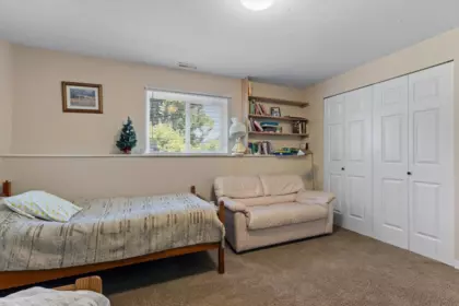 Guest Bathroom Photo of 47465 Swallow Crescent, Chilliwack, BC