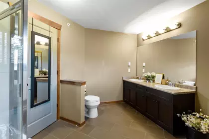 Primary Bathroom Photo of 90 24185 106b Avenue, Maple Ridge, BC