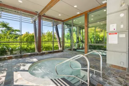 Hot Tub / Spa Photo of 1201 3355 Cypress Place, West Vancouver, BC