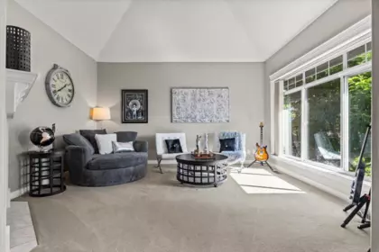 Kitchen Island Photo of 2655 Stonecroft Drive, Abbotsford, BC