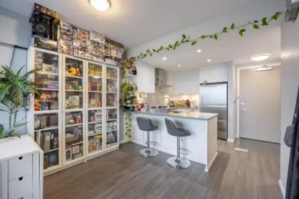 Kitchen Photo of 1303 520 Como Lake Avenue, Coquitlam, BC
