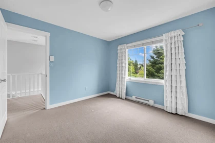 Entry Foyer Photo of 6779 186 Street, Surrey, BC