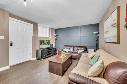 Swimming Pool Photo of 6779 186 Street, Surrey, BC