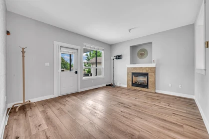 Walk-In Closet Photo of 6779 186 Street, Surrey, BC