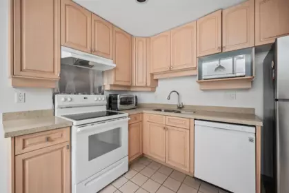 Guest Bathroom Photo of 27 7695 St. Albans Road, Richmond, BC