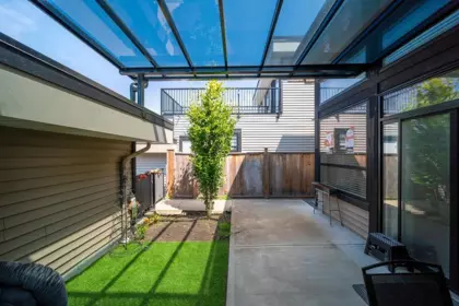 Swimming Pool Photo of 12277 Shinde Place, Richmond, BC